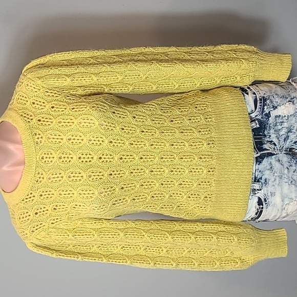 J. Crew Sweaters - J Crew Sweater Comfy Luxury Preppy Size XS‎ Chartreuse Yellow Heritage